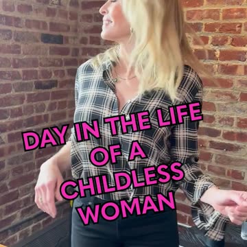Chelsea Handler Brags About Being A Childless Whore & Relatively Useless Human Being