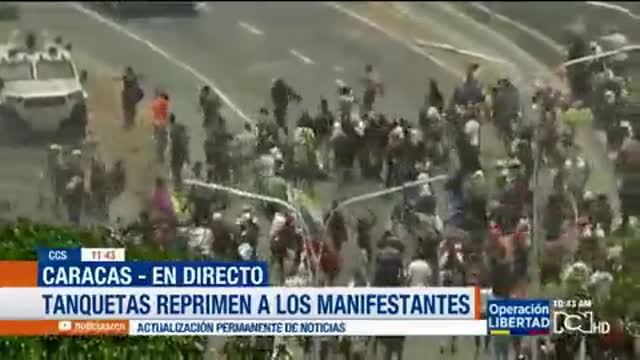 Caracas, Venezuela I carri armati della polizia ...