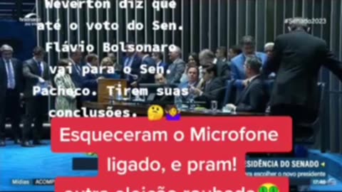 Microfone aberto expõe a fraude