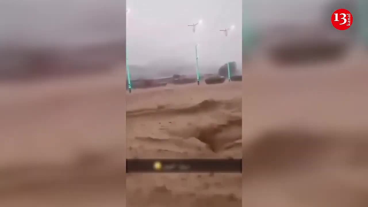 Flood disaster in Saudi Arabia also affected the city of Medina - Roads and streets were flooded