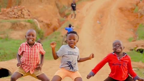 Kids dance by Africa