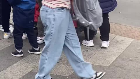 Illegal Immigrants fight over illegal fruit stand