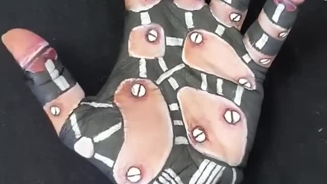 Which gives you chills? Scary edition 😬