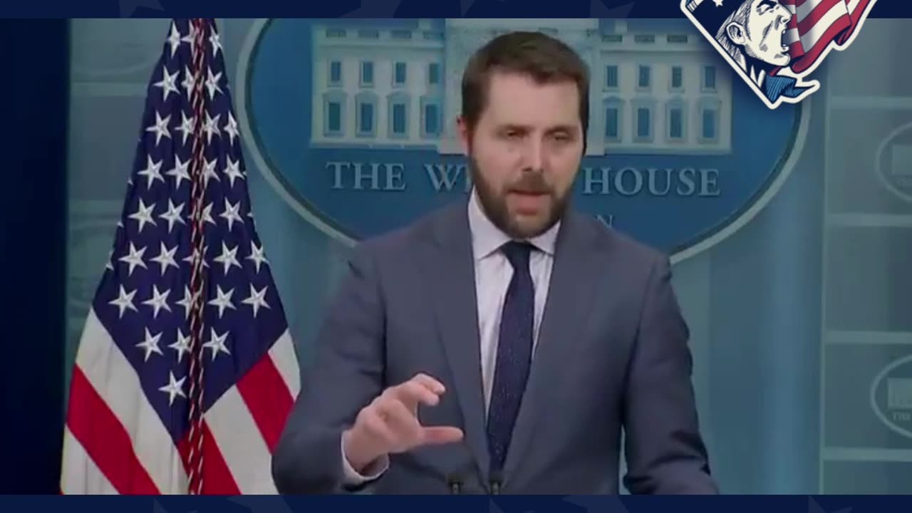 THIS IS INSANE: This reporter openly tells the truth in White House