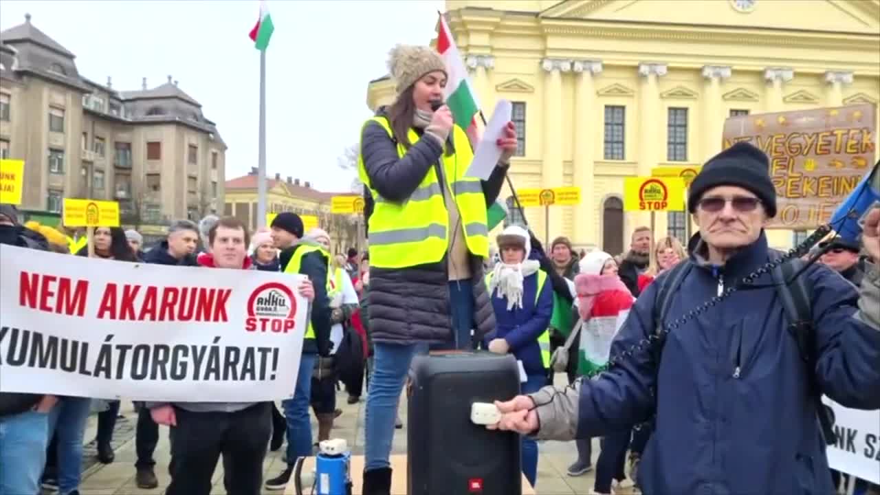 Tiltakozó demonstráció a kínaiak akkumulátorgyára ellen!