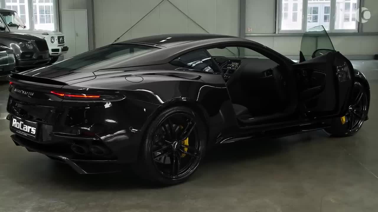 Aston Martin DBS Superleggera