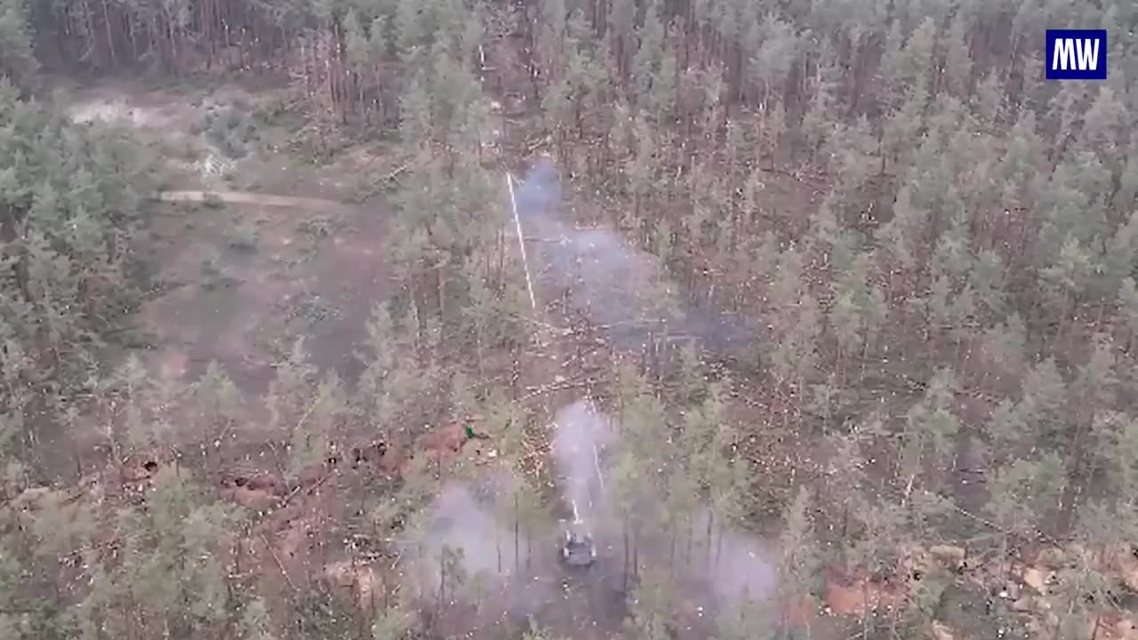 Watch the combat work of a Russian tank under the cover of the Terminator infantry vehicle
