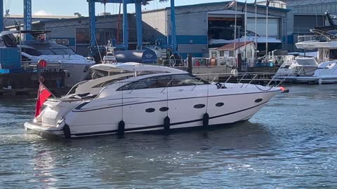Princess V42