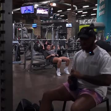 Creepy Gym Chick Filmed Making Dude Uncomfortable....