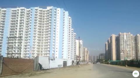 Buy and Sell 2/3 BHK Apartments in Gaur city 5th avenue