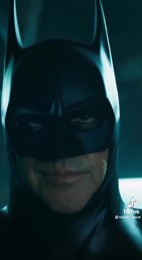 Michael Keaton is back as Batman in New Flash movie