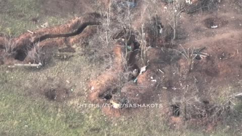 Russian mortar strike on a Ukrainian trench near Soledar