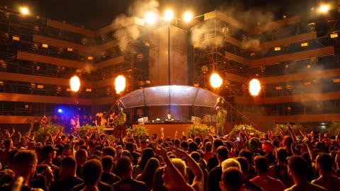 Music Video by DJ izz - Bloosom 🌸