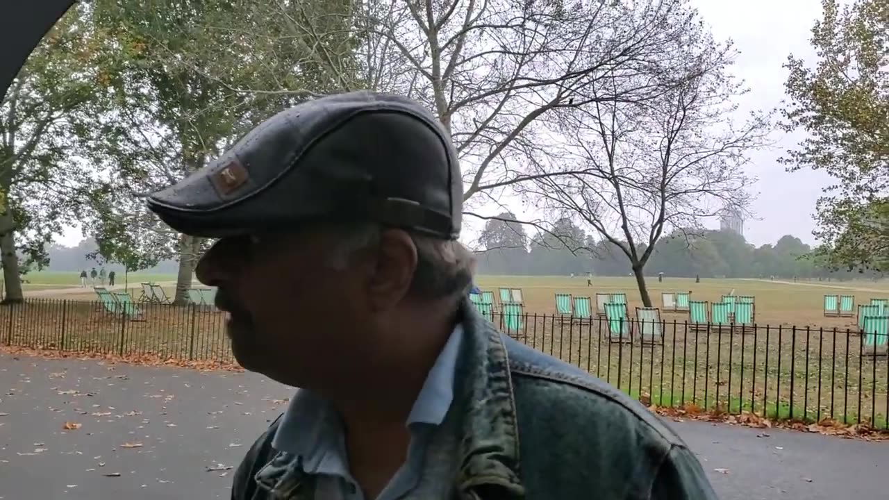 Speakers Corner -Uncle Sam talks to a Muslim about the Reliability of the Hadith