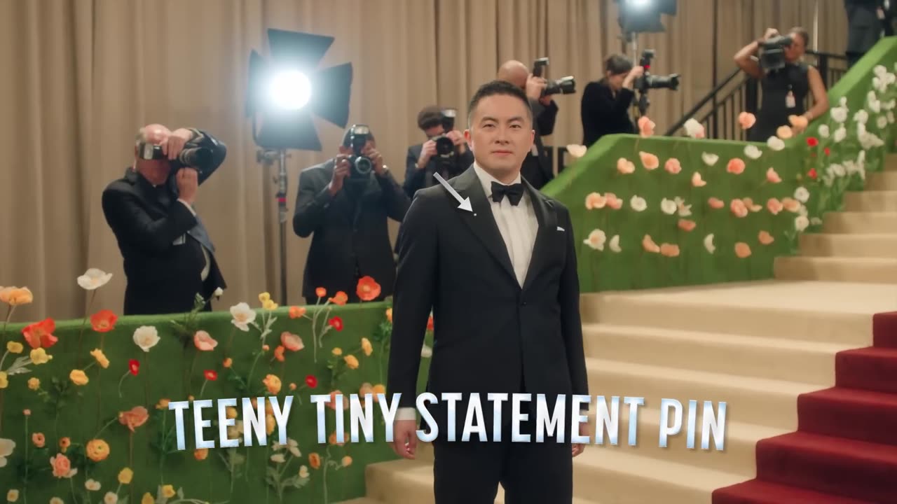 Saturday Night Live -Teeny Tiny PROTEST Statement Pin Skit