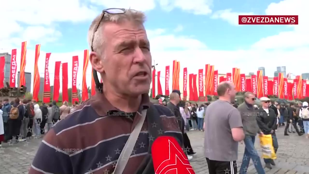 A US citizen from Texas, who took his children to the Moscow exhibition