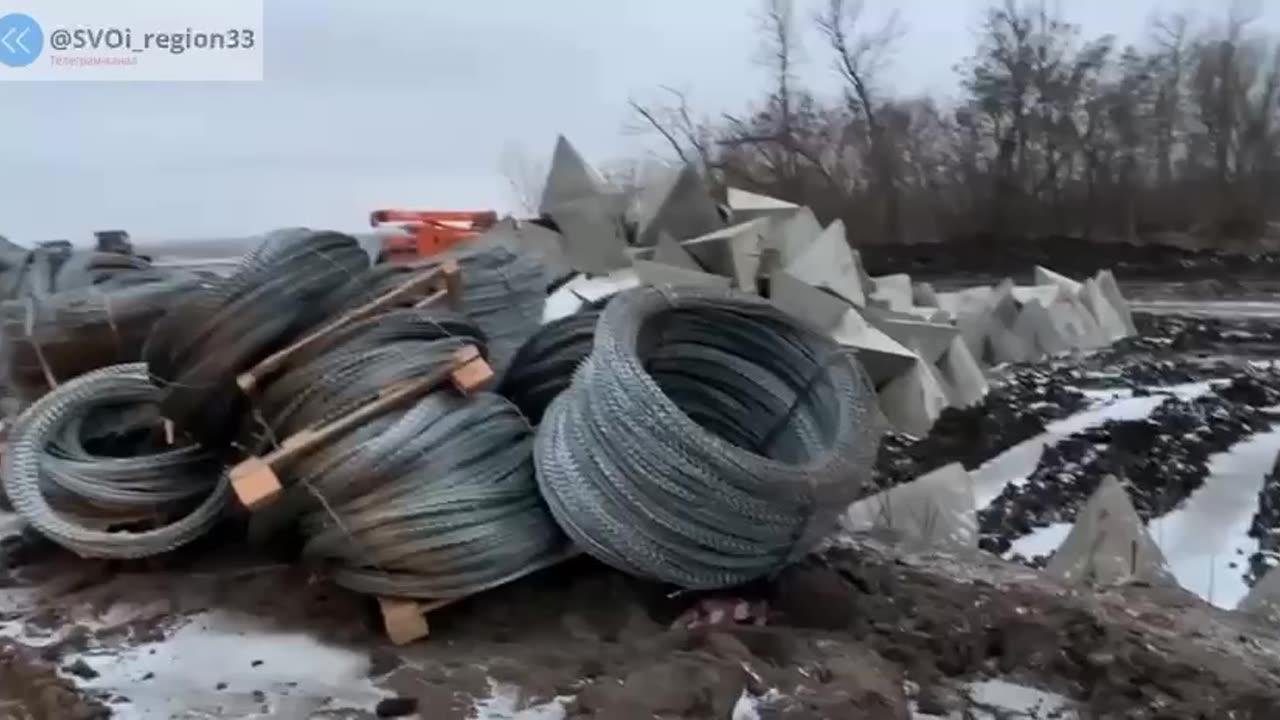 Russians working to Install Defensive Barriers of Razorwire and Concrete