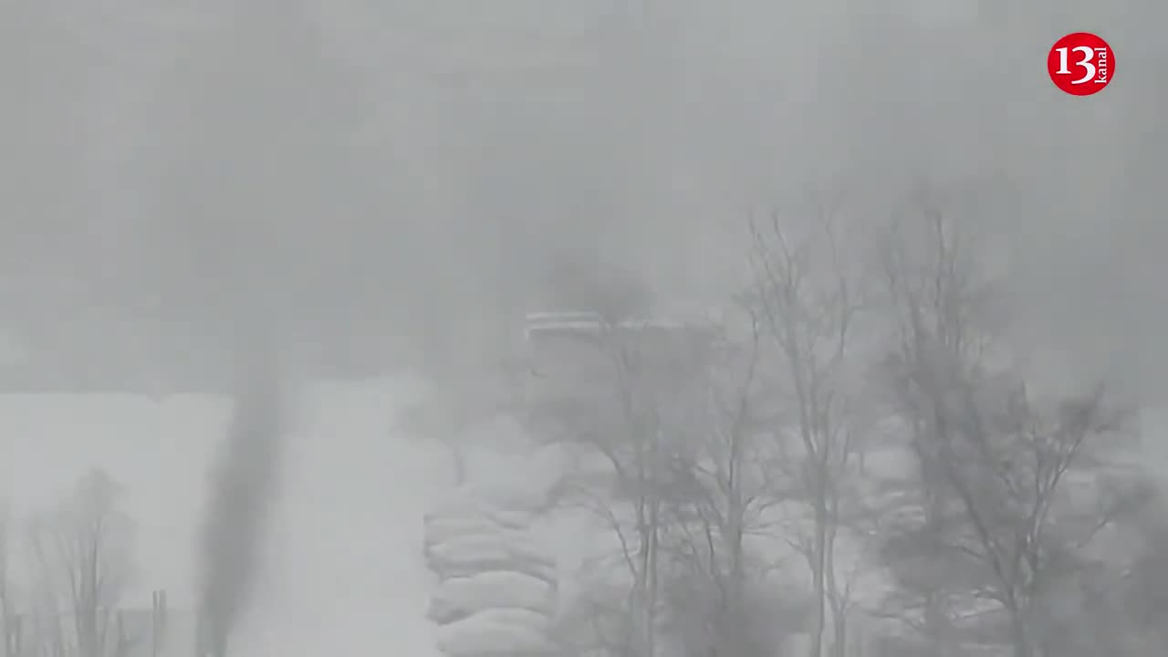 Strong wind and snow PARALYZED this Russian city