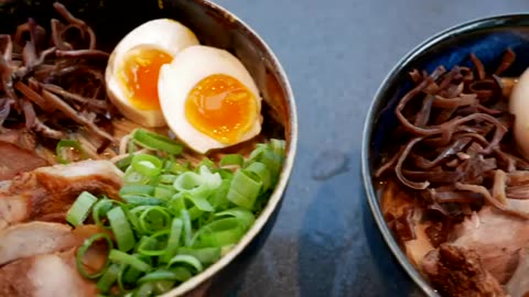 How to make Tonkotsu Ramen (Pressure Cooker Recipe)