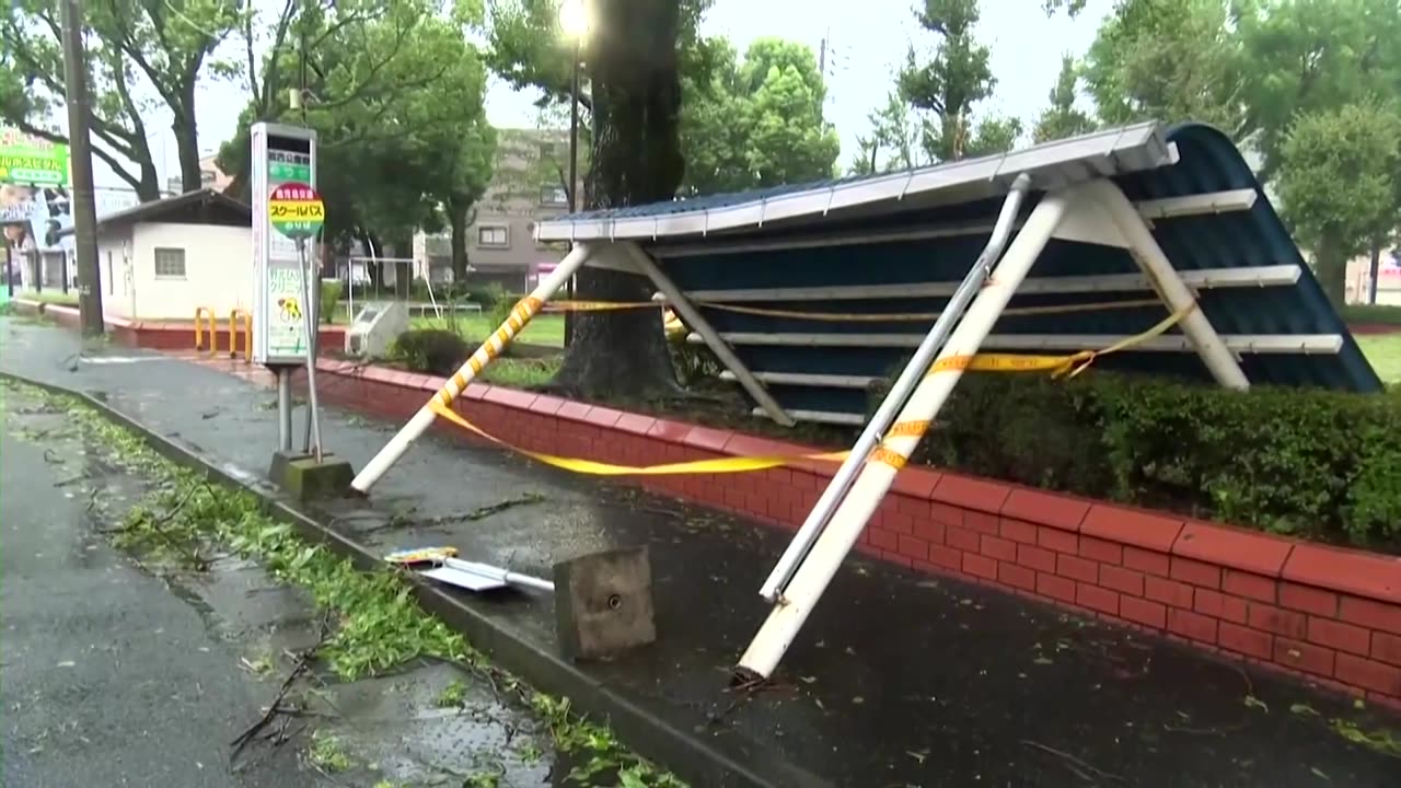 Japan hit by heavy rain as Typhoon Shanshan makes landfall