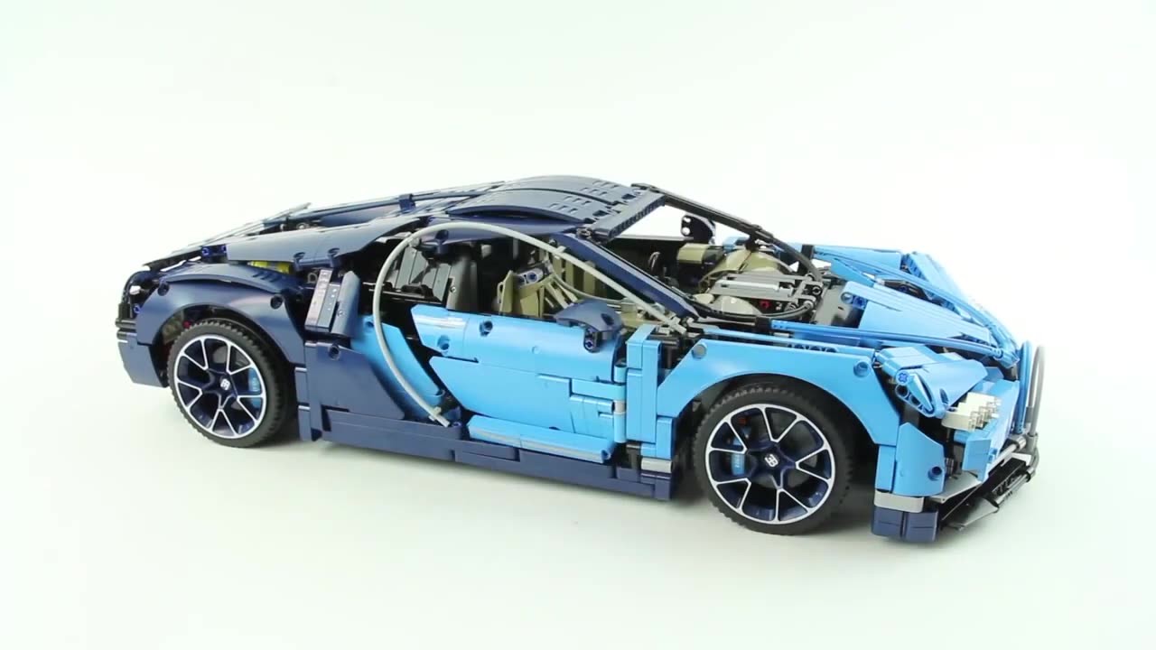 😱 Assembling Lego Bugatti, amazing how similar it looks 🔥 🔥 🔥