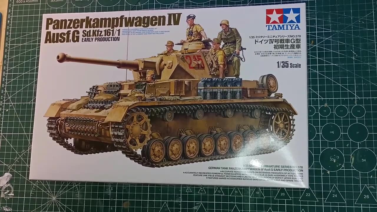 Panzer Tank Build Panzerkampfwagen IV Ausf G Part 2