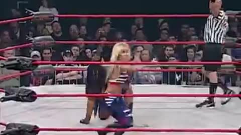 Taylor Wilde has some back