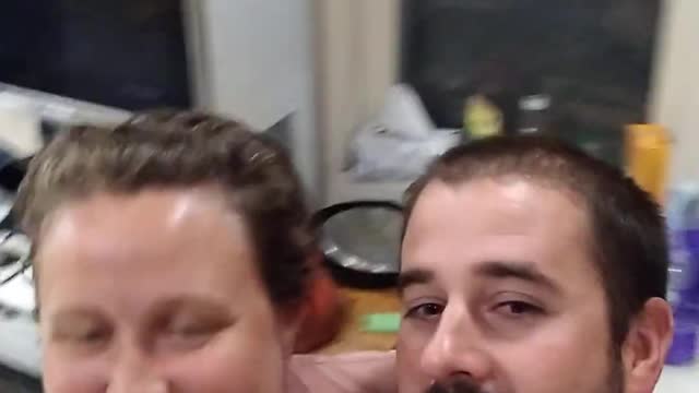 Aaron Loos sings to his wife Christine again