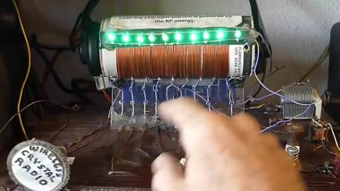 Free Energy - Change Radio Waves Into Electricity