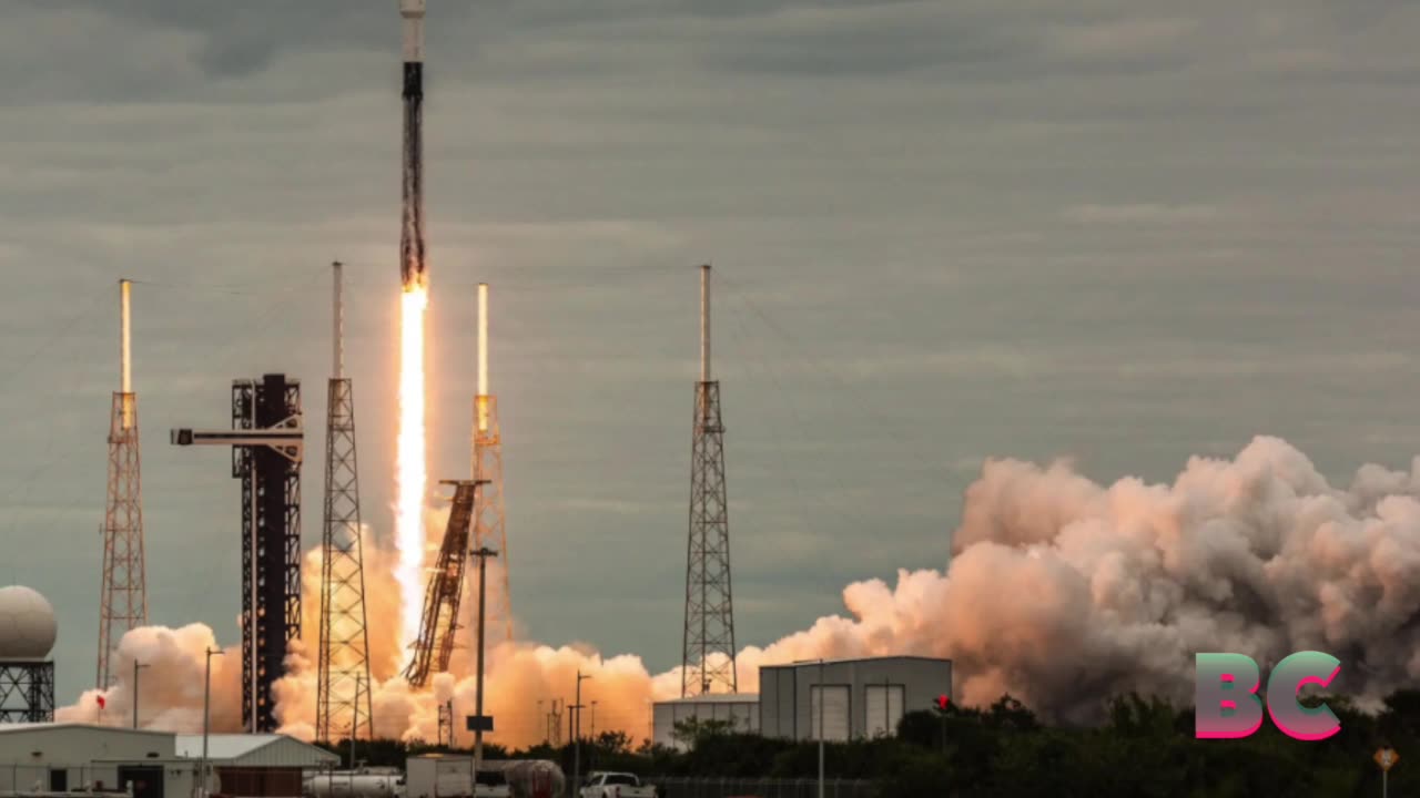 SpaceX launches fifth mission bolstering US government reconnaissance satellite architecture