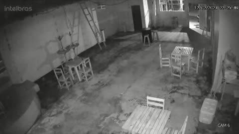 Invasão em Nobres (MT)