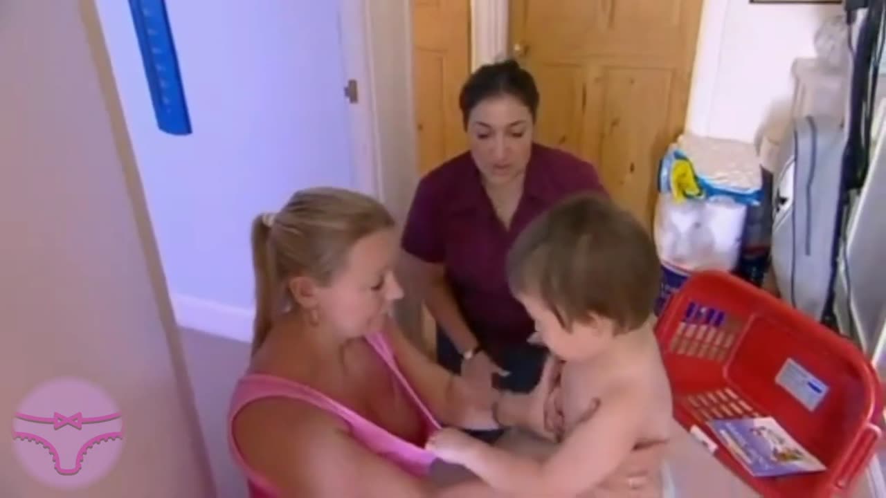 SuperNanny UK: Michelle (Thong Slip Compilation)