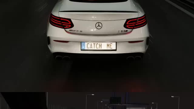 INSANE AMG MERCEDES RUMBLING THROUGH TRAFFIC(assetto Corsa)