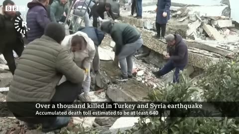 Second earthquake hits in Turkey after more than 1,000 killed