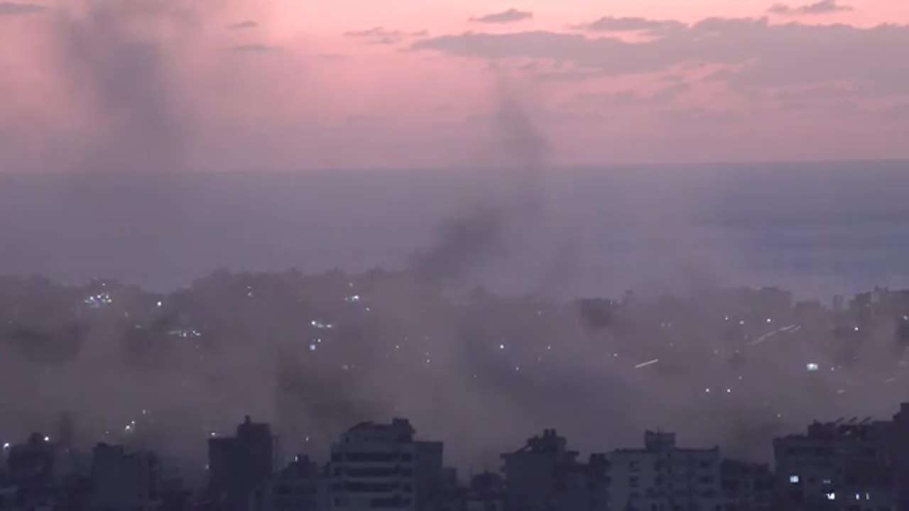 Fresh air strike on Beirut's southern suburbs at sunset