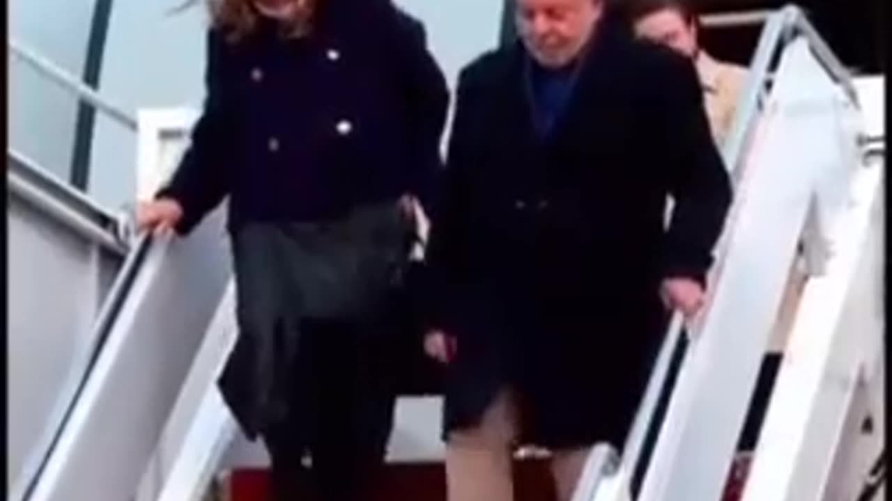 Chegada de Lula aos Estados Unidos.Sem recepção de embaixador