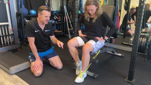 HEALTHY LIFE - Medial Patello-femoral Pain in a Road Cyclist _ Tim Keeley _ Physio REHAB