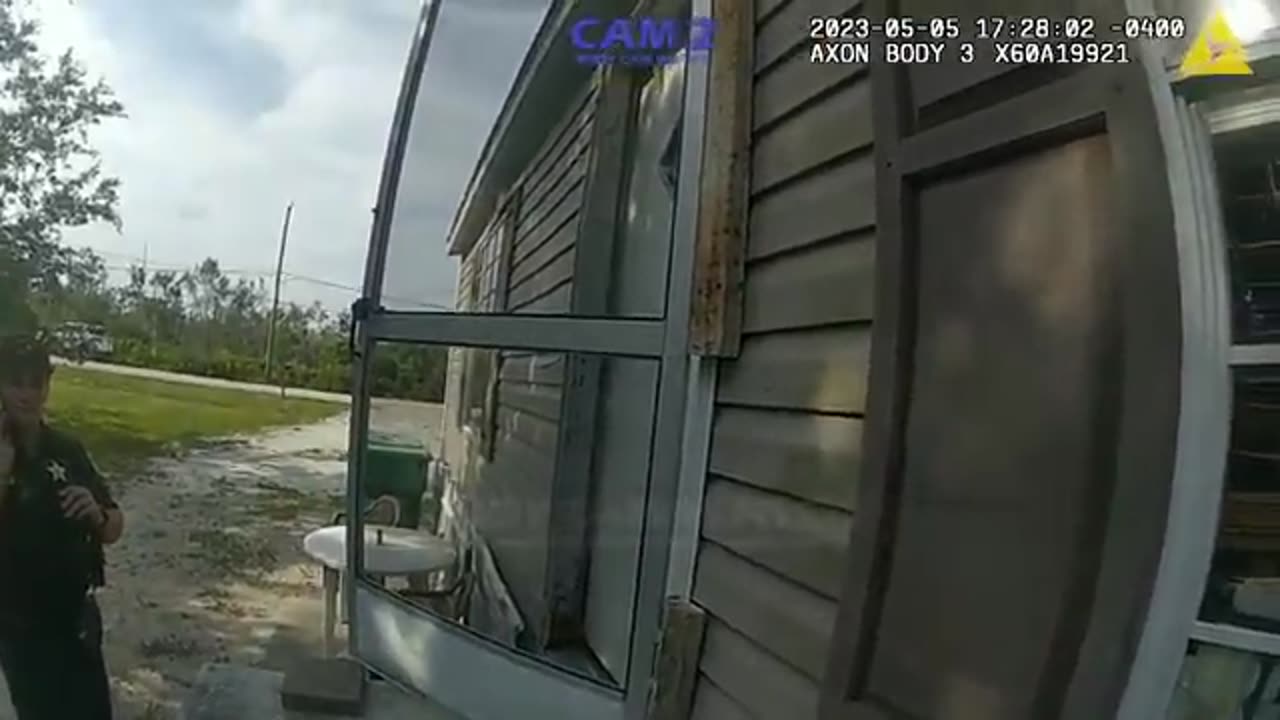 The Moment Cops Realize a BODY is in the House