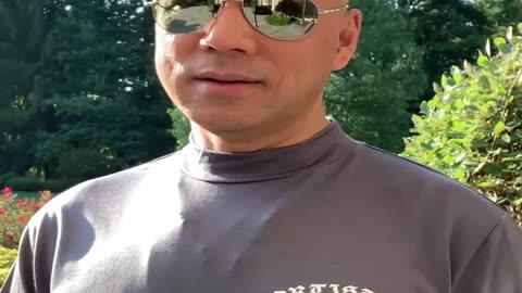 20220829文贵先生GETTR¹： #爆料革命战友：中国女人太可怜，中国母亲太伟大了，中国母亲太不容易。兄弟姐妹们疼爱家人、疼爱父母、疼爱朋友、疼爱新中国联邦的战友！