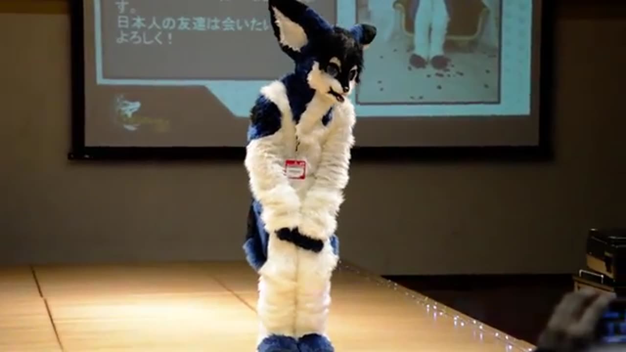 Kemocon on Stage - Character Introduction "Garasaki"