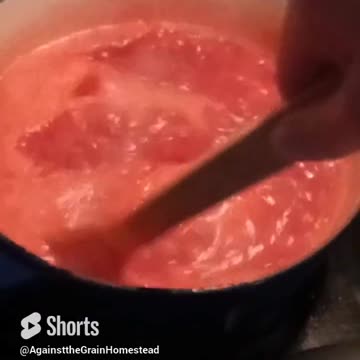 What is a Rolling Boil when Canning