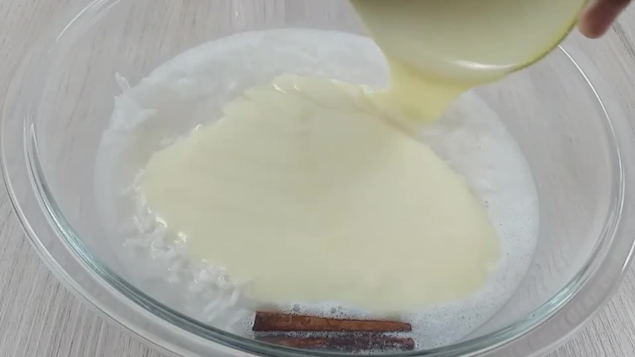 Arroz doce cremoso feito no micro-ondas! Super fácil e rápido de preparar