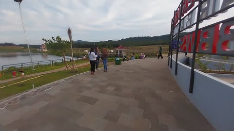 Kawasan industri batang menawarkan pemandangan yang sangat inda