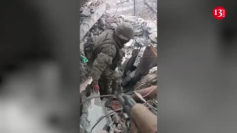 “Everyone is dead, only one Russian survives” - Surviving Russian soldier is saved