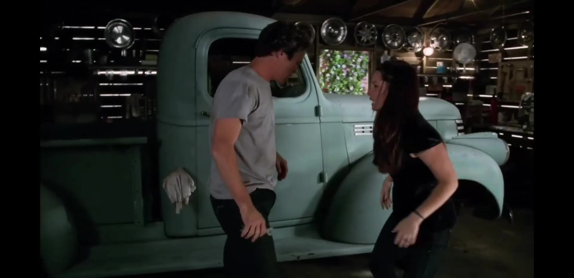 Holly Marie Combs Yellow Whaletail on Charmed