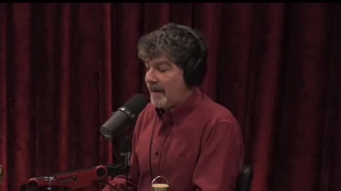 🚨Dr. Bret Weinstein tells Joe Rogan that the mRNA shots "have cost more lives than they have saved."