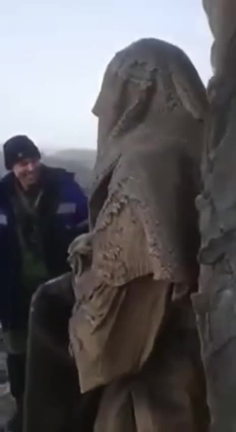 Thoughts - ANGEL OR STATUE FOUND IN MOTHER RUSSIA?