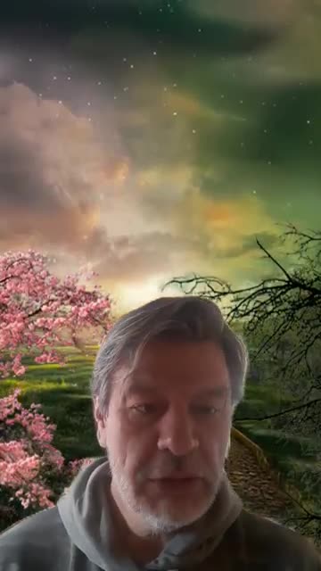 Y pregunte a los señores de ummo por los viajes en el tiempo esta noche habrán sorpresas