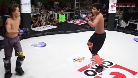 [MMA Kids] VIRAL!!! - Grilinho vs Henrique - Pentagon Combat