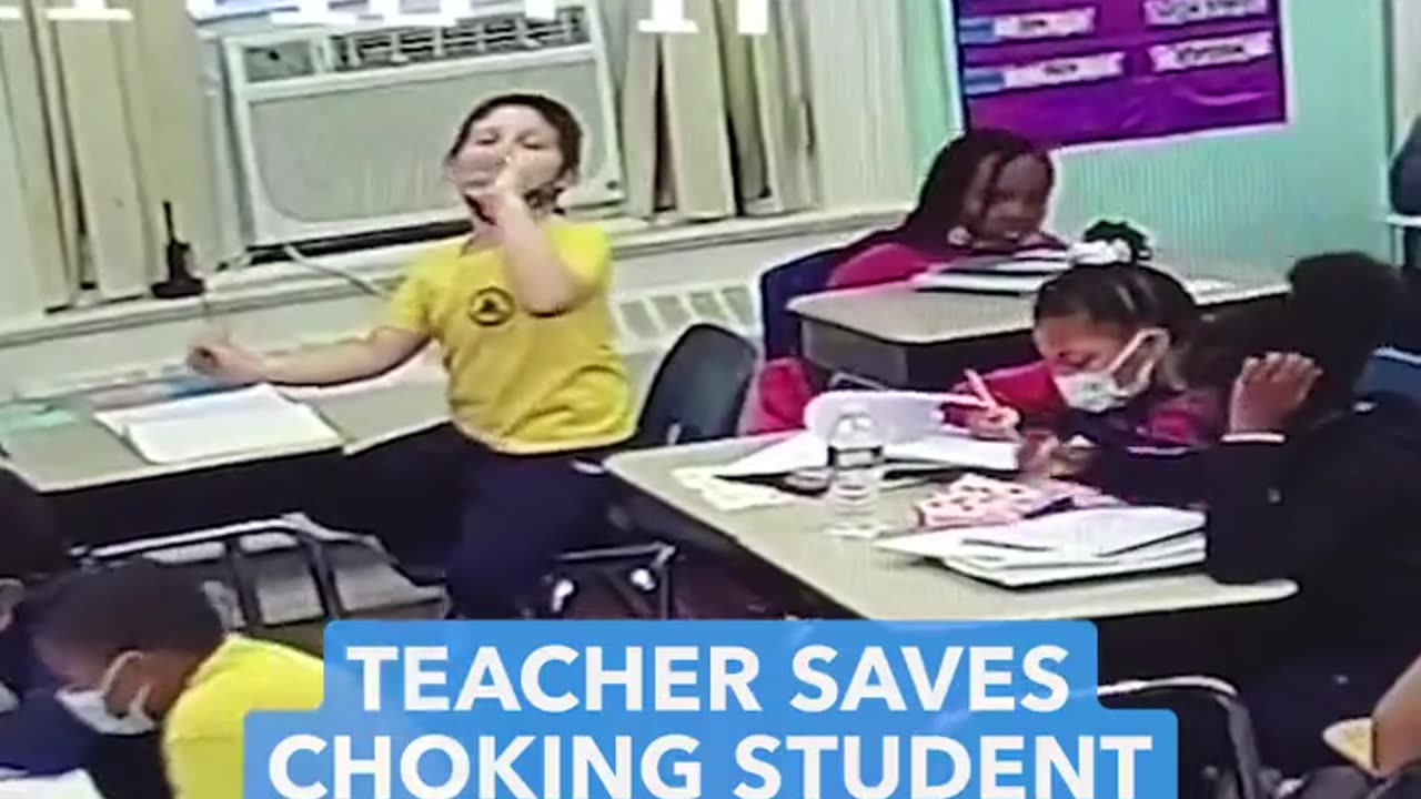 Teacher saves chocking Student with Heimlich Maneuver